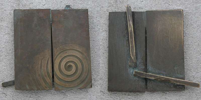 TIME, Brass, 110 x 100 mm, 2004
Keywords: contemporary